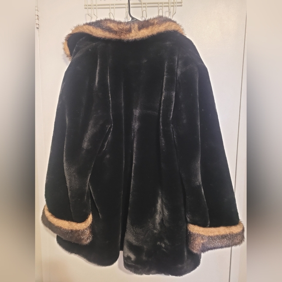 London Fog Black and Brown Faux Fur Coat - Picture 2 of 2